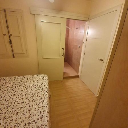 Room In Benidorm Downtown En Piso Compartido Alicante Exterior foto