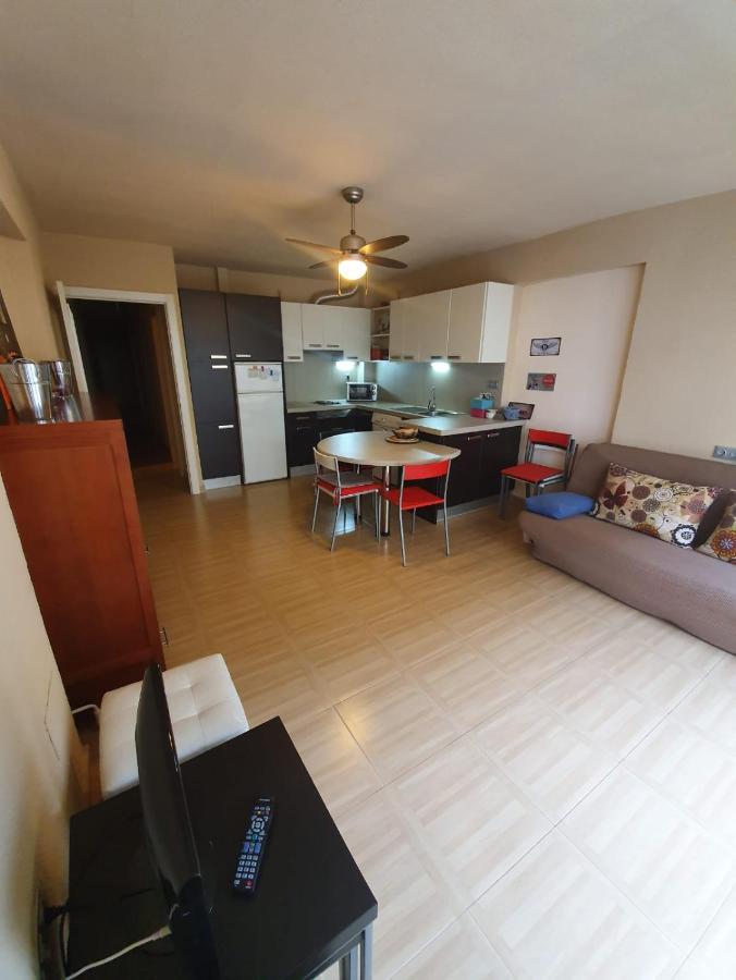 Room In Benidorm Downtown En Piso Compartido Alicante Exterior foto